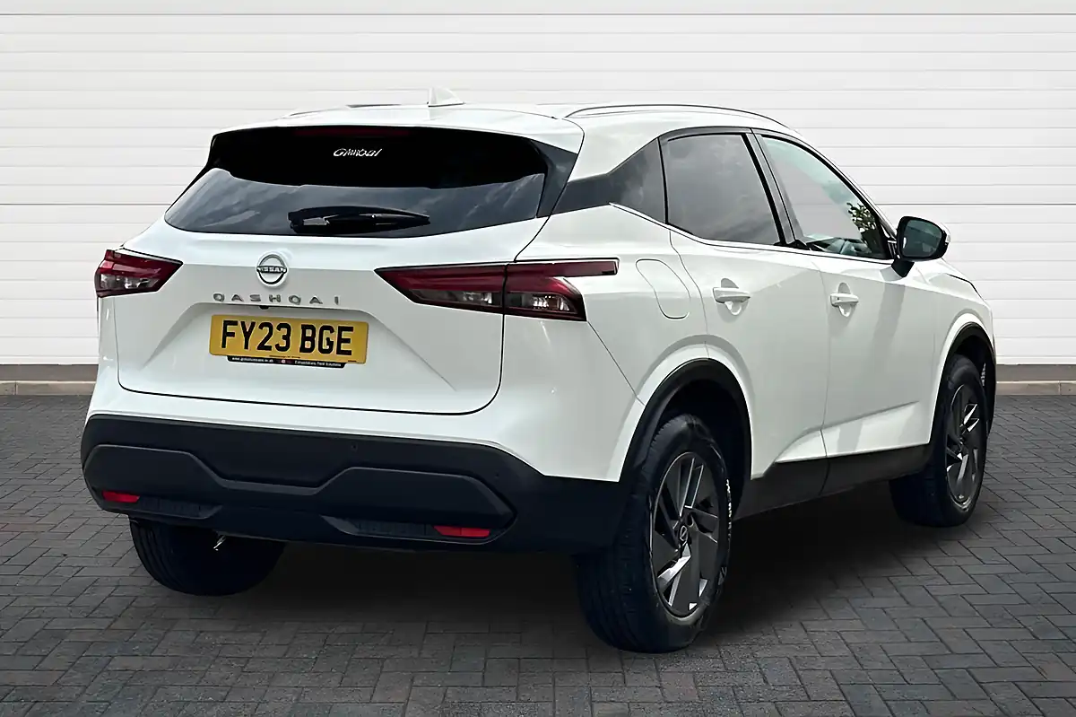 Used 2023 Nissan Qashqai Acenta Premium Storm White - Interior and Exterior details 3