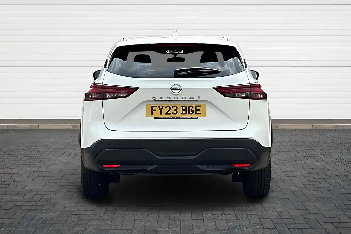 Used 2023 Nissan Qashqai Acenta Premium Storm White - Interior and Exterior details 4