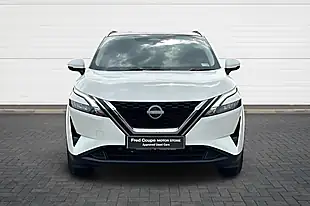 Used 2023 Nissan Qashqai Acenta Premium Storm White - Interior and Exterior details 8