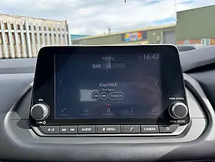 Used 2023 Nissan Qashqai Acenta Premium White - Interior and Exterior details 13