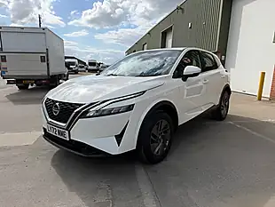 Used 2023 Nissan Qashqai Acenta Premium White - Interior and Exterior details 4