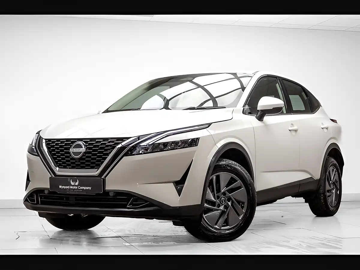 Used 2023 Nissan Qashqai Acenta Premium White - Front View