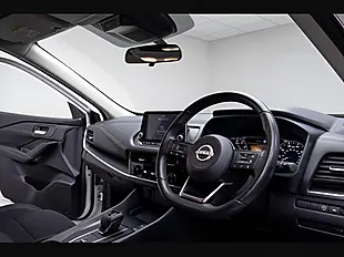 Used 2023 Nissan Qashqai Acenta Premium White - Interior and Exterior details 14