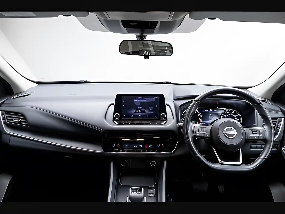 Used 2023 Nissan Qashqai Acenta Premium White - Interior and Exterior details 15