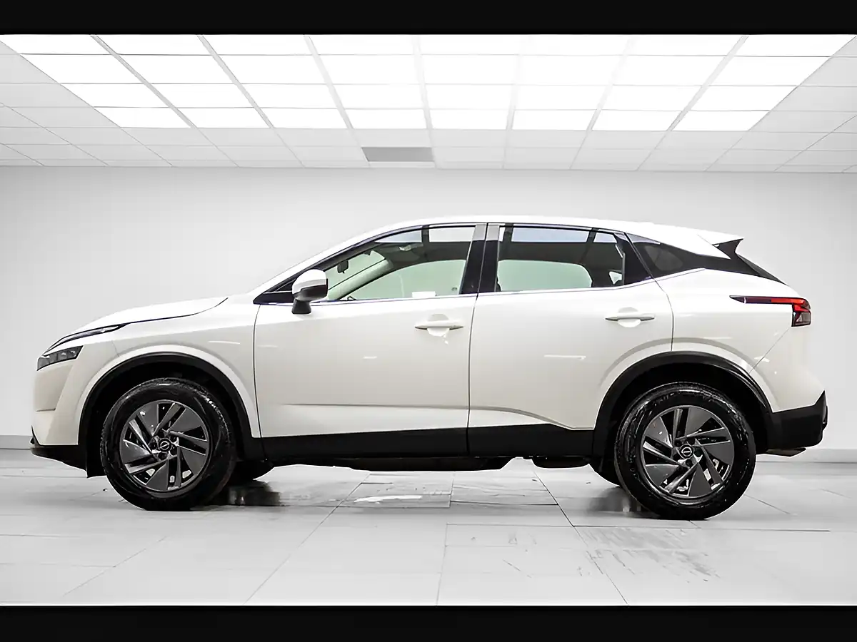 Used 2023 Nissan Qashqai Acenta Premium White - Interior and Exterior details 2