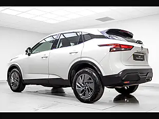 Used 2023 Nissan Qashqai Acenta Premium White - Interior and Exterior details 4