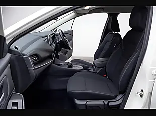 Used 2023 Nissan Qashqai Acenta Premium White - Interior and Exterior details 5