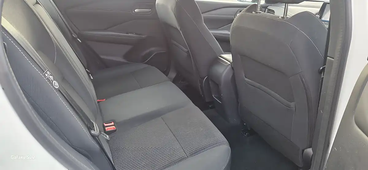 Used 2023 Nissan Qashqai Acenta Premium White - Interior and Exterior details 12