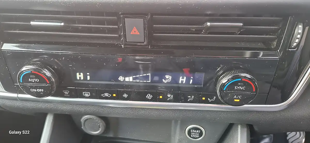 Used 2023 Nissan Qashqai Acenta Premium White - Interior and Exterior details 18