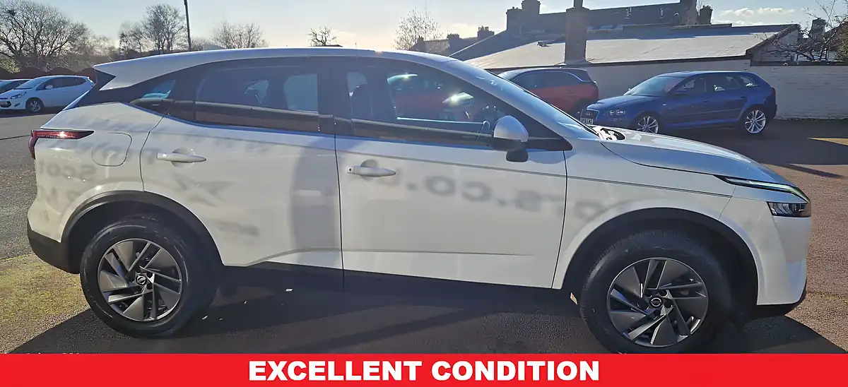 Used 2023 Nissan Qashqai Acenta Premium White - Interior and Exterior details 2