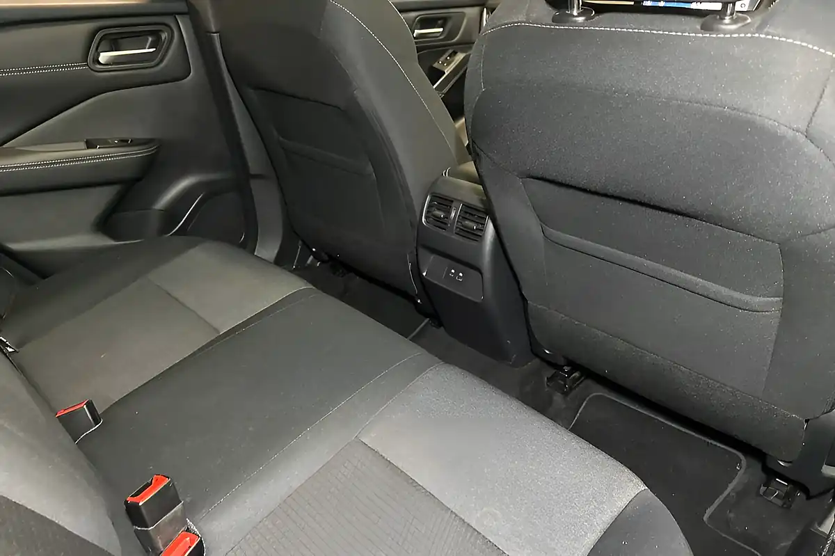 Used 2023 Nissan Qashqai Kuro Edition Ceramic Grey/ Pearl Black - Interior and Exterior details 16