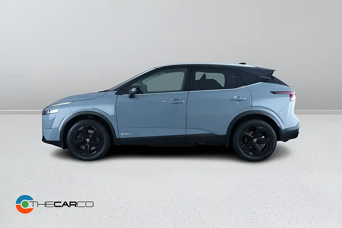 Used 2023 Nissan Qashqai Kuro Edition Grey - Interior and Exterior details 5