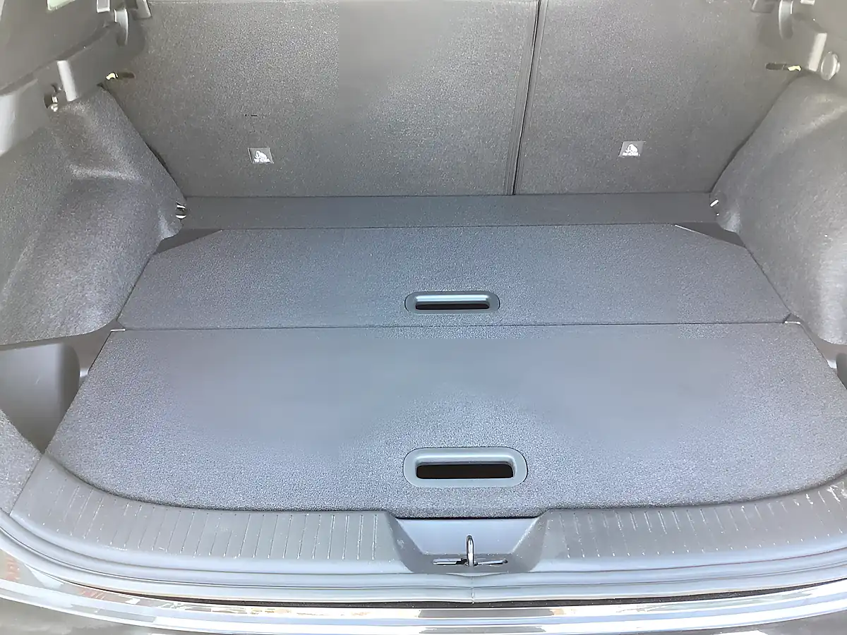 Used 2023 Nissan Qashqai N-Connecta Black - Interior and Exterior details 17