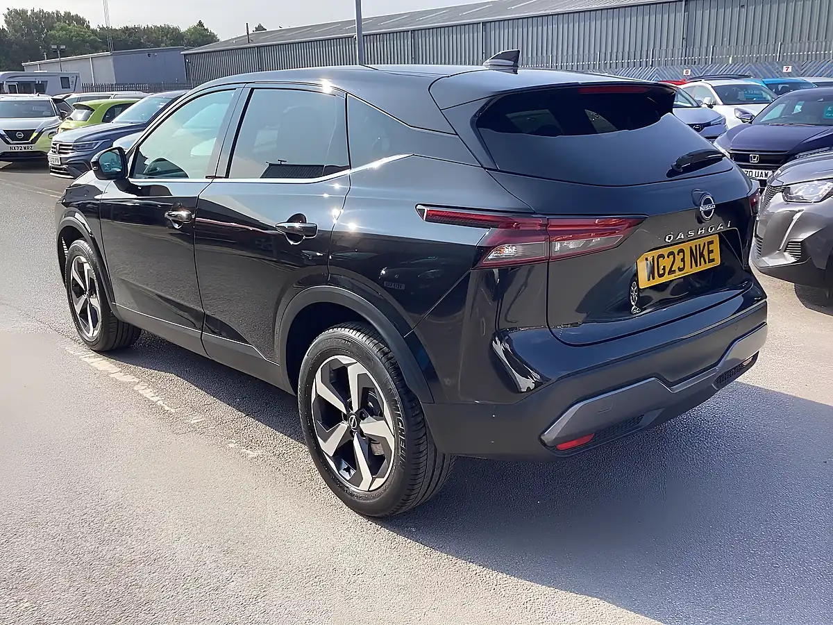 Used 2023 Nissan Qashqai N-Connecta Black - Interior and Exterior details 2