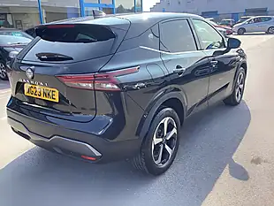Used 2023 Nissan Qashqai N-Connecta Black - Interior and Exterior details 4