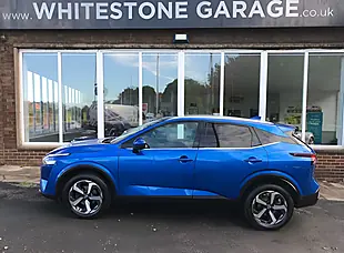 Used 2023 Nissan Qashqai N-Connecta Blue - Interior and Exterior details 5