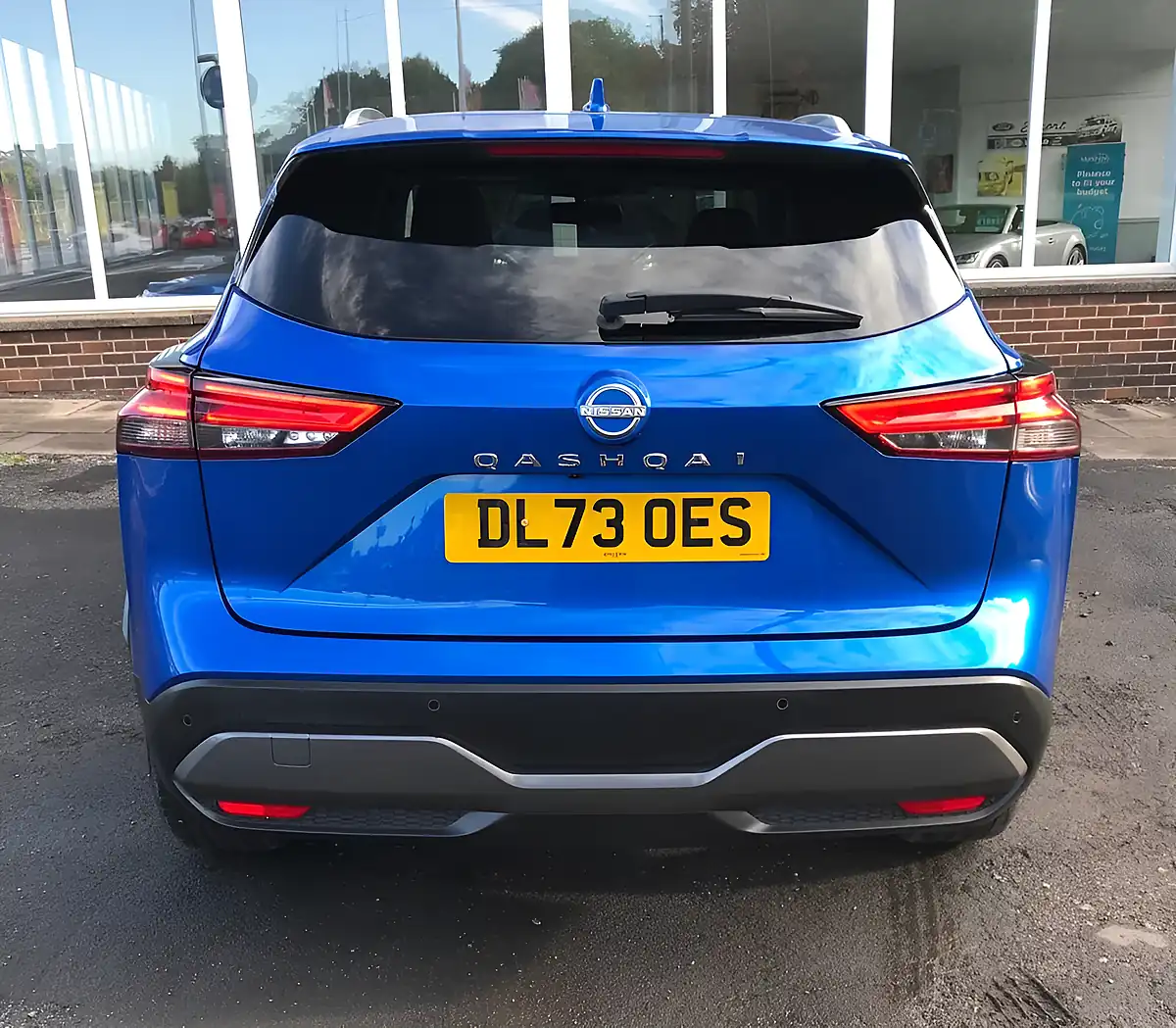 Used 2023 Nissan Qashqai N-Connecta Blue - Interior and Exterior details 7