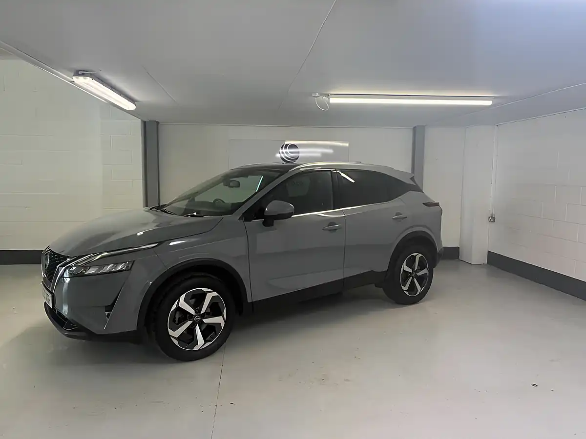 Used 2023 Nissan Qashqai N-Connecta Grey - Front View