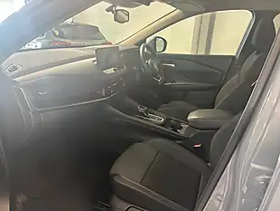 Used 2023 Nissan Qashqai N-Connecta Grey - Interior and Exterior details 10