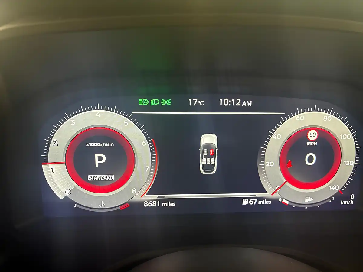 Used 2023 Nissan Qashqai N-Connecta Grey - Interior and Exterior details 13