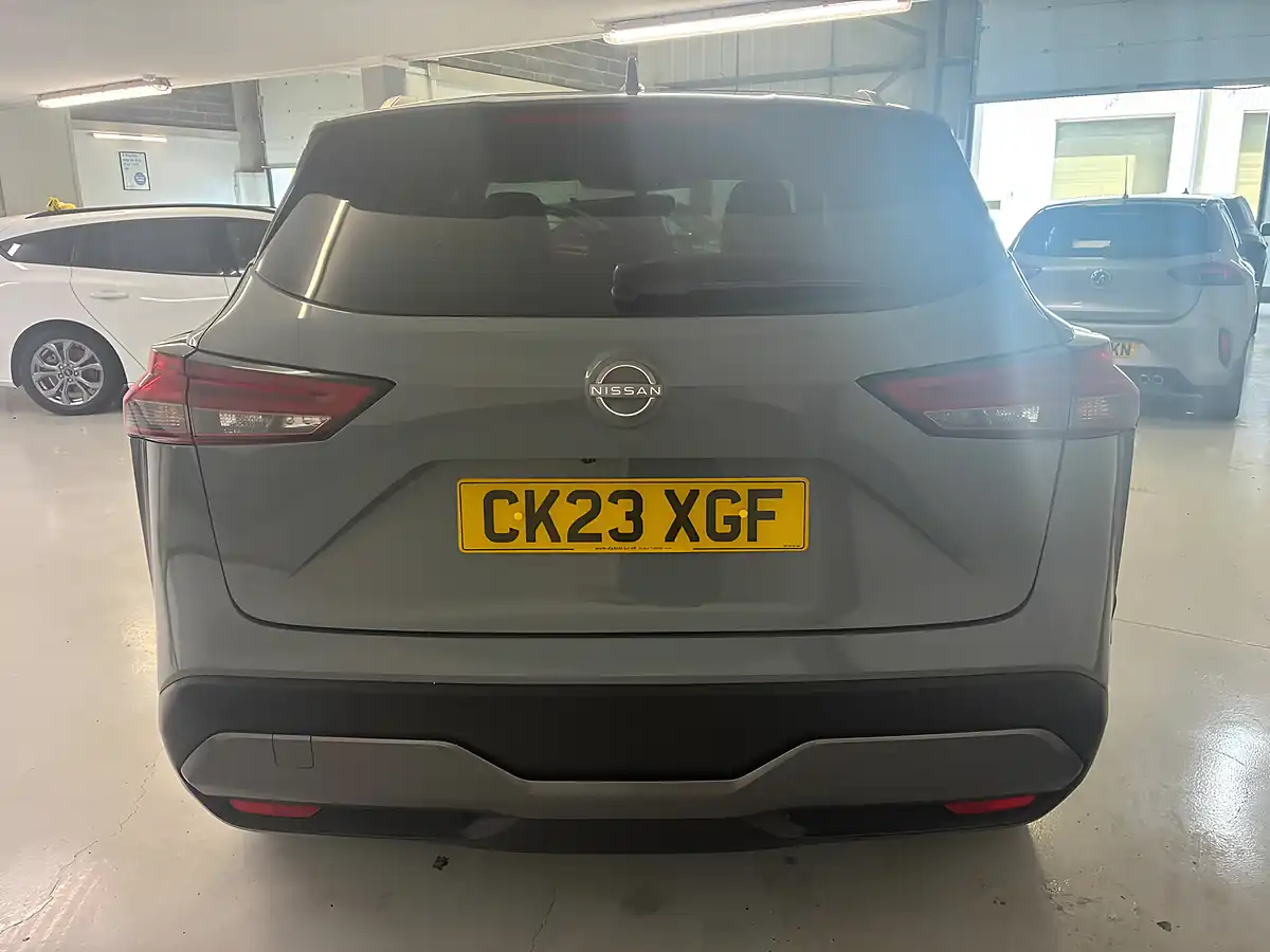 Used 2023 Nissan Qashqai N-Connecta Grey - Interior and Exterior details 4
