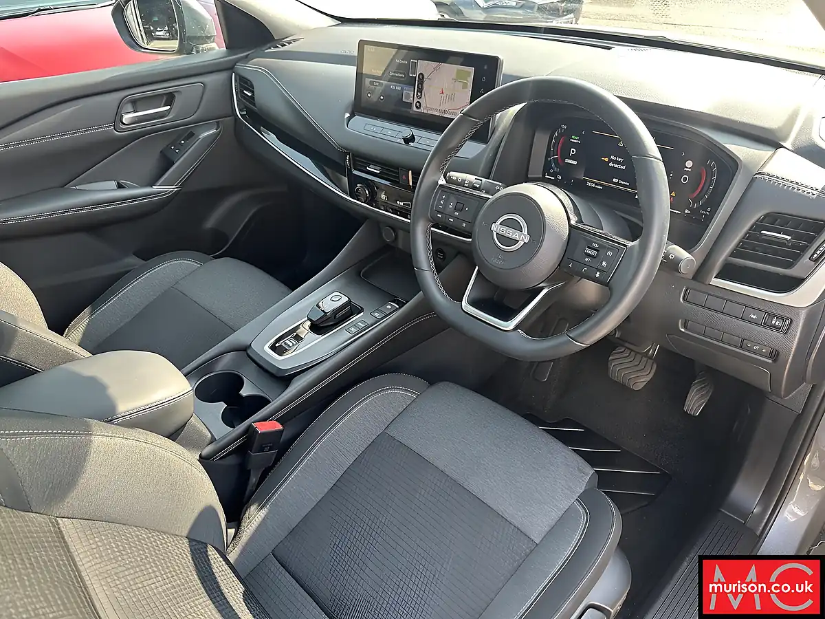 Used 2023 Nissan Qashqai N-Connecta Grey - Interior and Exterior details 12