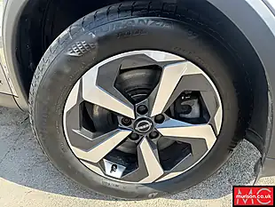 Used 2023 Nissan Qashqai N-Connecta Grey - Interior and Exterior details 2