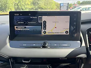 Used 2023 Nissan Qashqai N-Connecta Grey - Interior and Exterior details 6