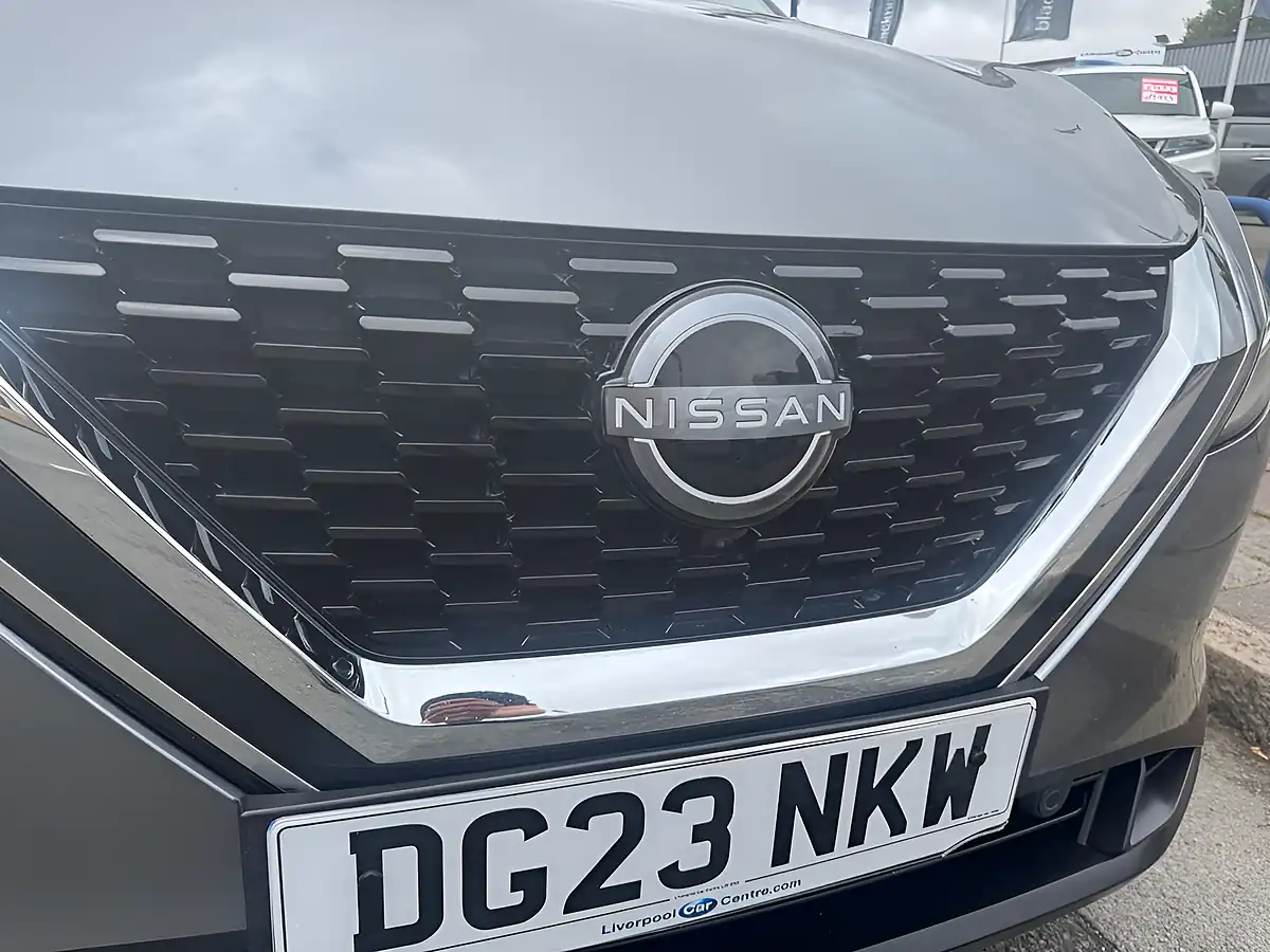 Used 2023 Nissan Qashqai N-Connecta Grey - Interior and Exterior details 10