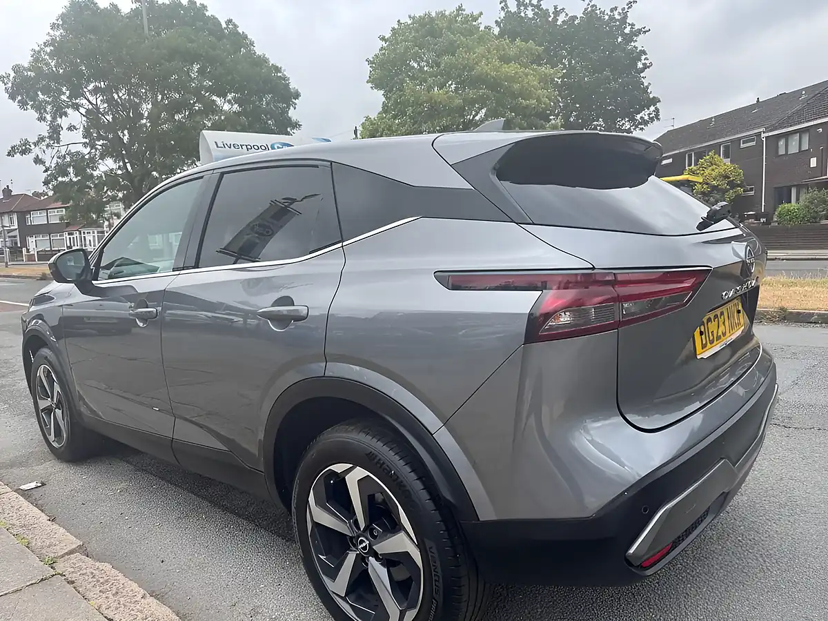 Used 2023 Nissan Qashqai N-Connecta Grey - Interior and Exterior details 8