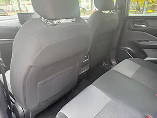 Used 2023 Nissan Qashqai N-Connecta Grey - Interior and Exterior details 9