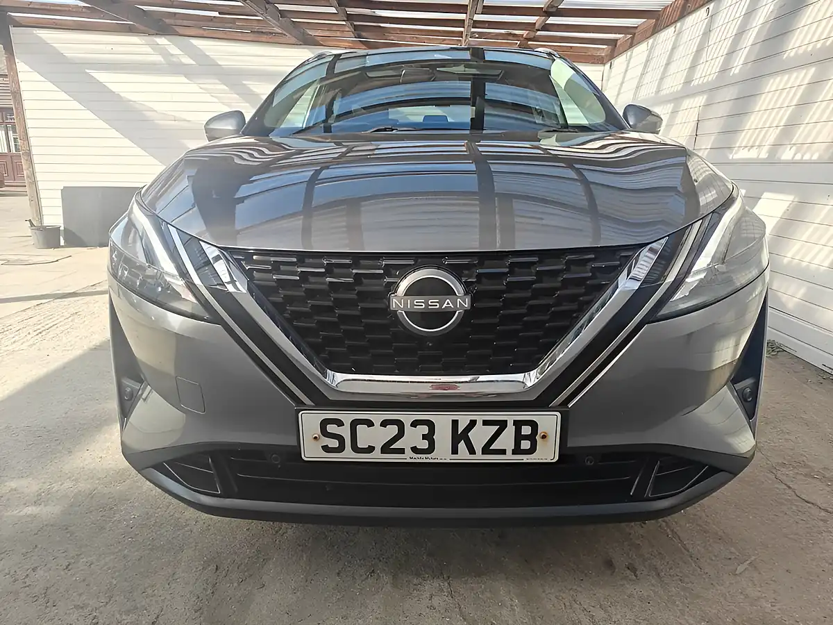 Used 2023 Nissan Qashqai N-Connecta Grey - Interior and Exterior details 10