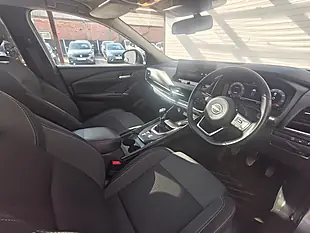 Used 2023 Nissan Qashqai N-Connecta Grey - Interior and Exterior details 13