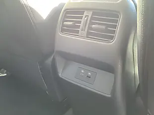 Used 2023 Nissan Qashqai N-Connecta Red - Interior and Exterior details 14