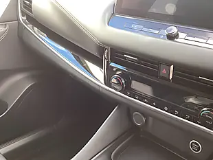 Used 2023 Nissan Qashqai N-Connecta Red - Interior and Exterior details 17