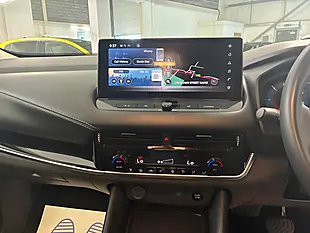 Used 2023 Nissan Qashqai N-Connecta Silver - Interior and Exterior details 13