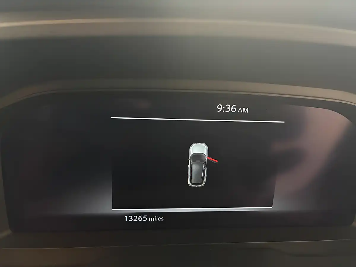 Used 2023 Nissan Qashqai N-Connecta Silver - Interior and Exterior details 14