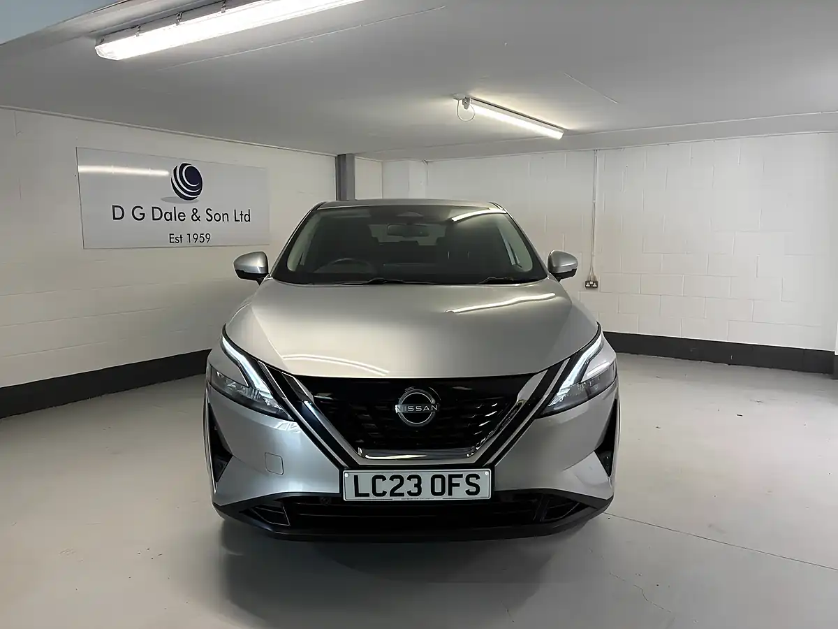 Used 2023 Nissan Qashqai N-Connecta Silver - Interior and Exterior details 2