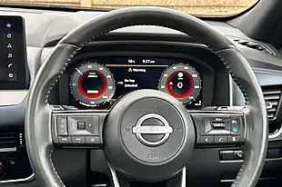 Used 2023 Nissan Qashqai Tekna Blade Silver - Interior and Exterior details 10