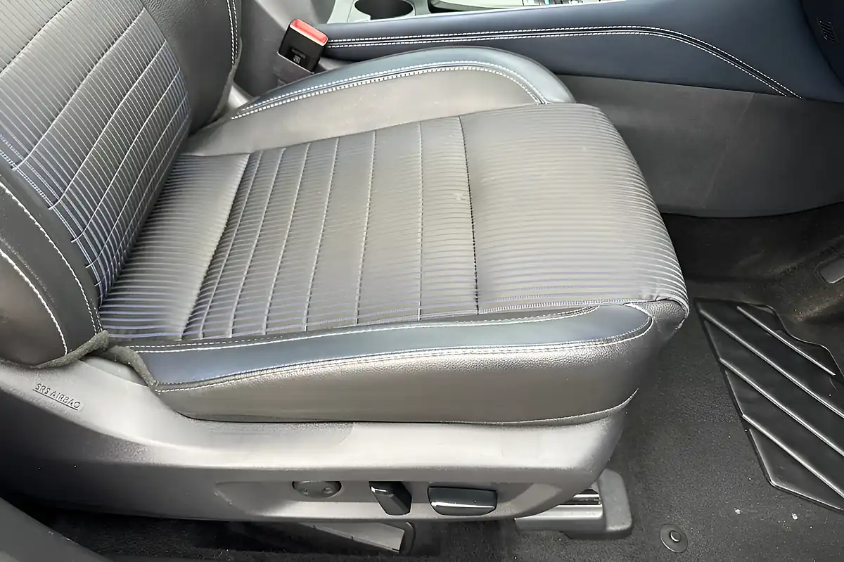 Used 2023 Nissan Qashqai Tekna Blade Silver - Interior and Exterior details 18