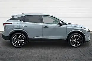 Used 2023 Nissan Qashqai Tekna Ceramic Grey - Interior and Exterior details 2