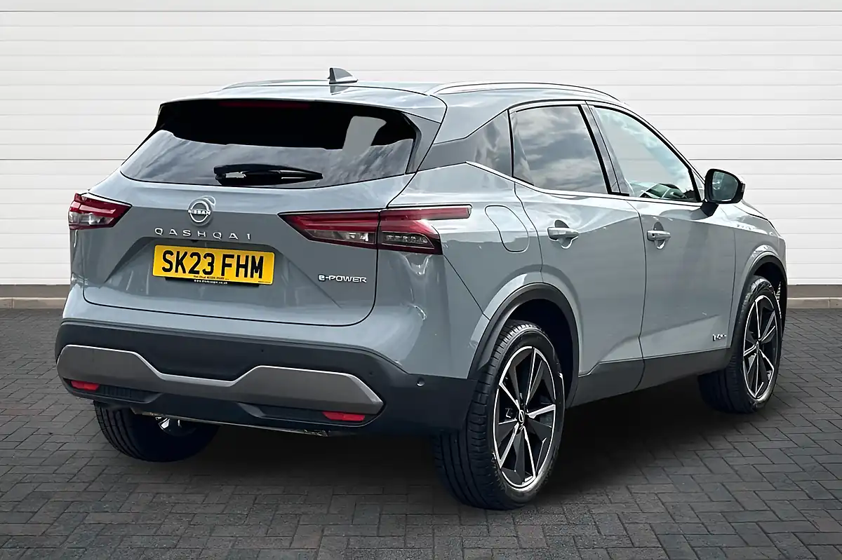 Used 2023 Nissan Qashqai Tekna Ceramic Grey - Interior and Exterior details 3