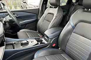 Used 2023 Nissan Qashqai Tekna Ceramic Grey - Interior and Exterior details 11