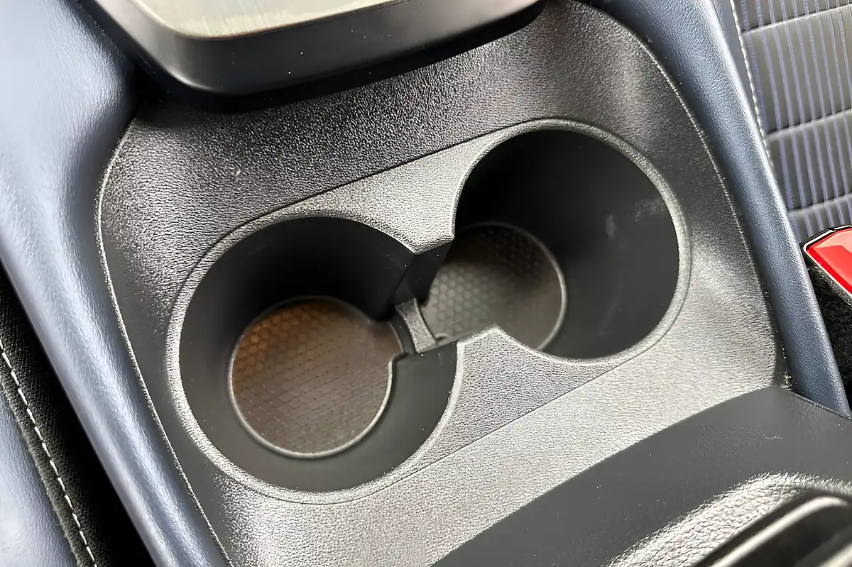 Used 2023 Nissan Qashqai Tekna Ceramic Grey - Interior and Exterior details 14