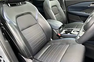 Used 2023 Nissan Qashqai Tekna Ceramic Grey - Interior and Exterior details 18