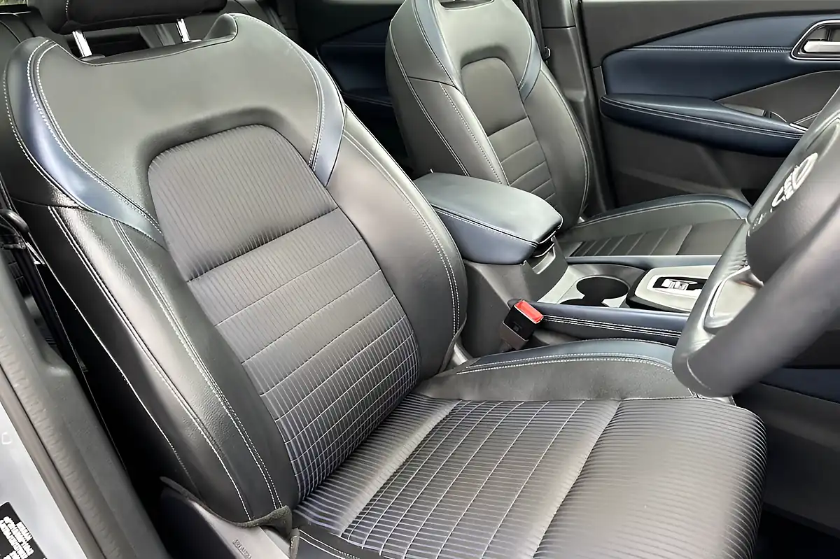 Used 2023 Nissan Qashqai Tekna Ceramic Grey - Interior and Exterior details 18