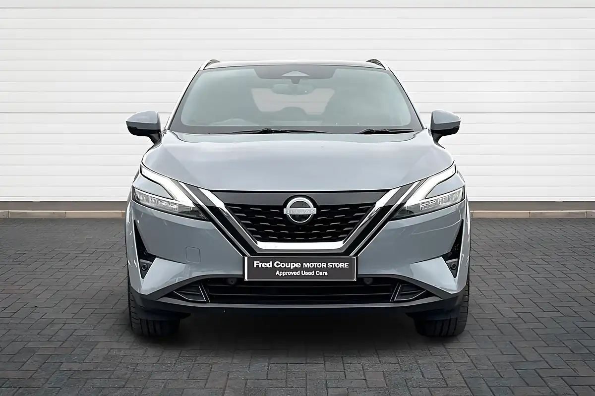 Used 2023 Nissan Qashqai Tekna Ceramic Grey - Interior and Exterior details 8