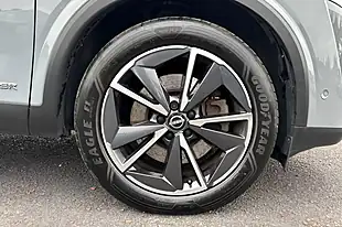 Used 2023 Nissan Qashqai Tekna Ceramic Grey - Interior and Exterior details 9