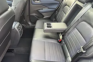 Used 2023 Nissan Qashqai Tekna Ceramic Grey - Interior and Exterior details 15