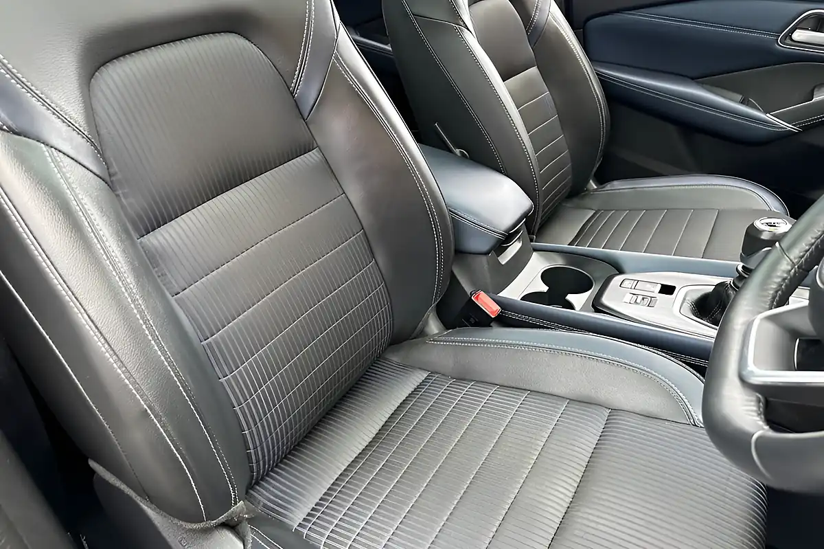 Used 2023 Nissan Qashqai Tekna Ceramic Grey - Interior and Exterior details 18